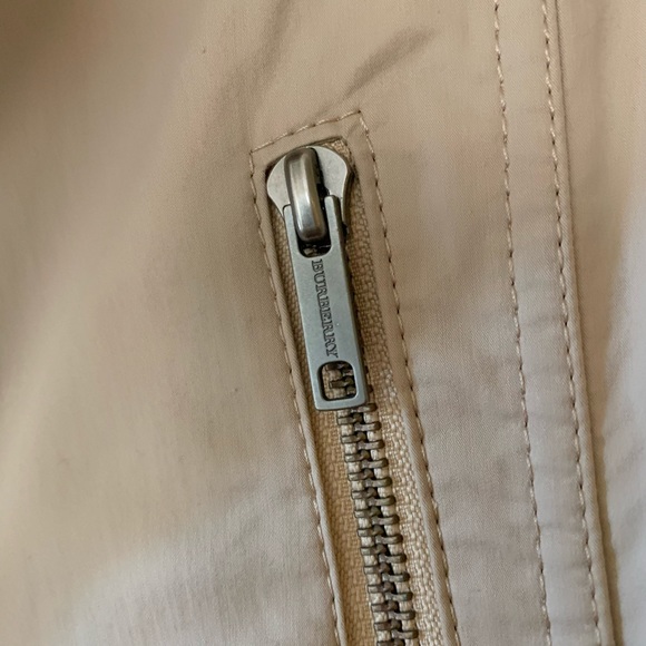 Burberry London Vest - Picture 6 of 7